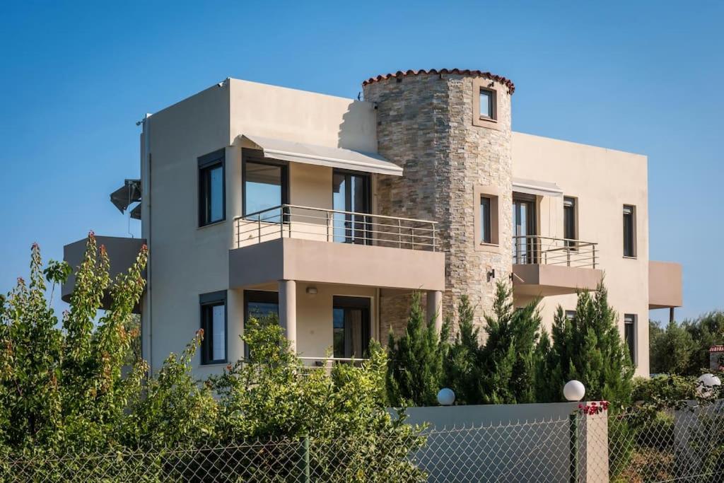 Malena Apartment Sissi (Crete)